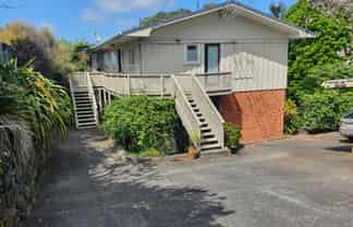 6/24A  Grange Road, Mount Eden