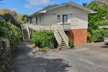 6/24A  Grange Road, Mount Eden