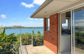 54a Seacliffe Road, Hillsborough