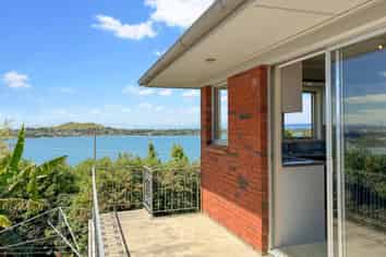 54a Seacliffe Road, Hillsborough