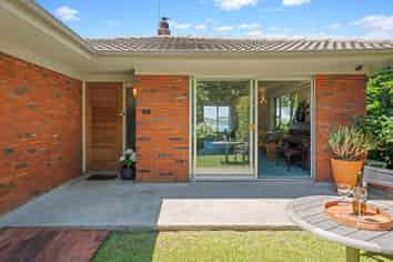 54a Seacliffe Road, Hillsborough