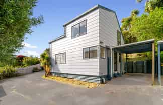 1/147 Spinella Drive, Bayview