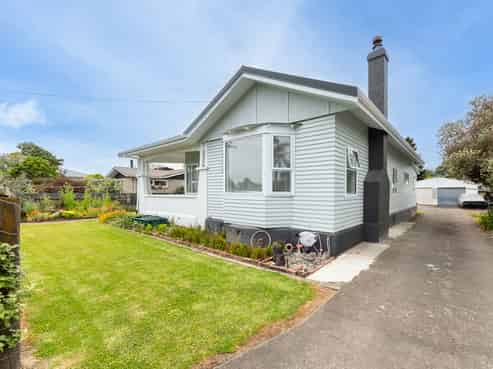 30 Aotaki Street, Otaki