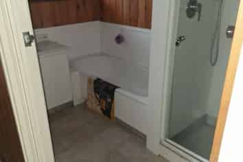 801 East Road  Toko, Toko