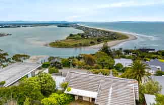 33 Tuawera Terrace, Sumner