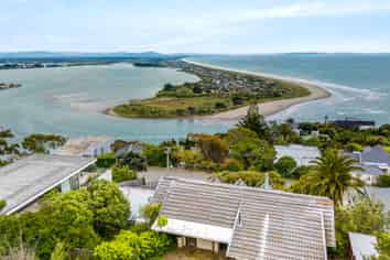 33 Tuawera Terrace, Sumner