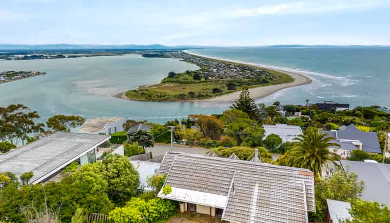 33 Tuawera Terrace, Sumner