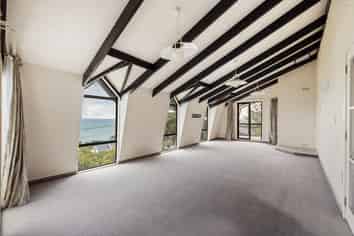 33 Tuawera Terrace, Sumner