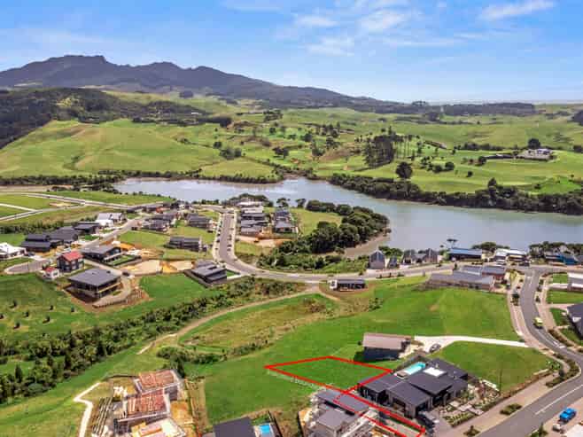 48 Rangitahi Road, Raglan