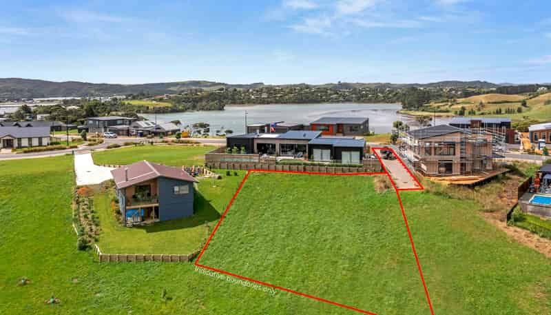 48 Rangitahi Road, Raglan
