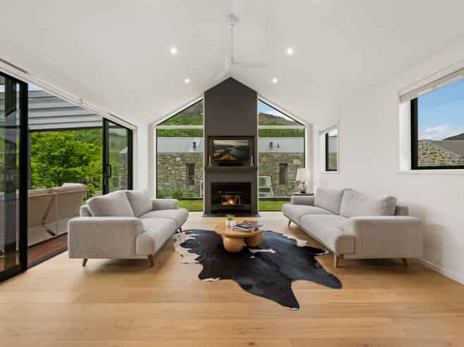 1 Three Mayors Lane , Arrowtown