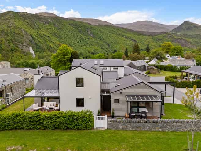 1 Three Mayors Lane , Arrowtown