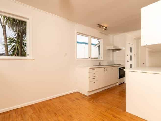 6 Gilpin Place, Beach Haven