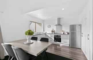 9 Ridd Crescent, Karori