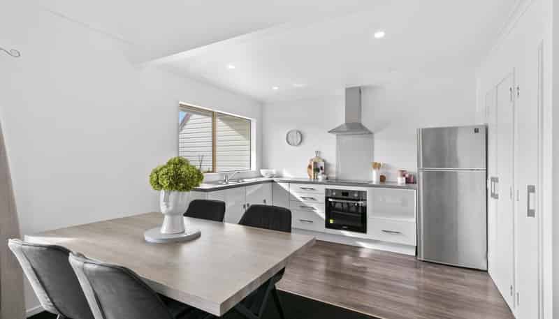 9 Ridd Crescent, Karori