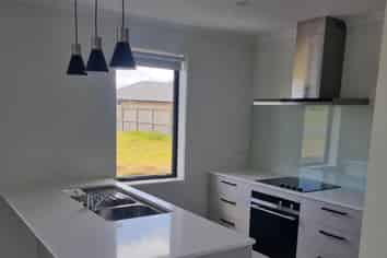 17 Kapiakauri Road, One Tree Point