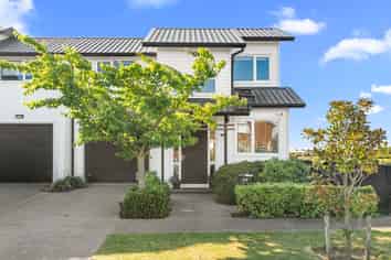 27 Dow Square, Wigram