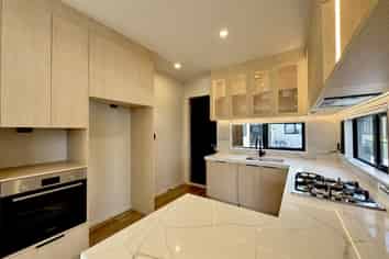 4d Tainui Terrace, Mangere Bridge