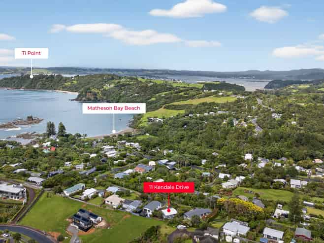 11 Kendale Drive, Matheson Bay, Leigh
