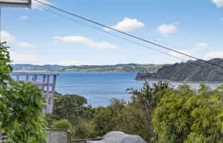 11 Kendale Drive, Matheson Bay, Leigh