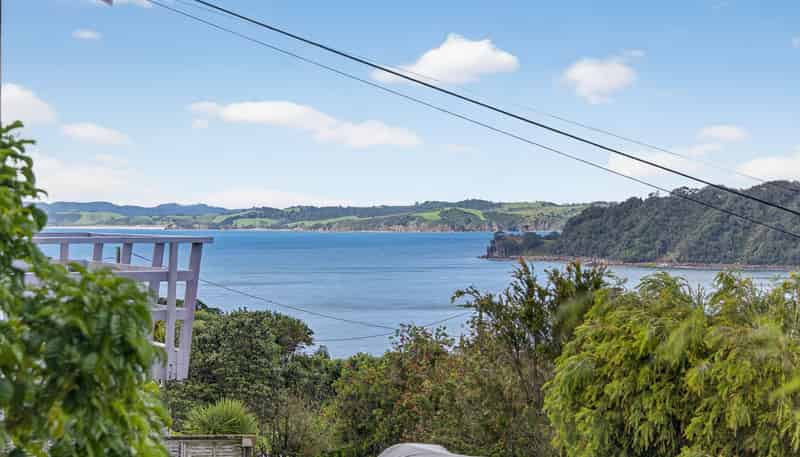 11 Kendale Drive, Matheson Bay, Leigh