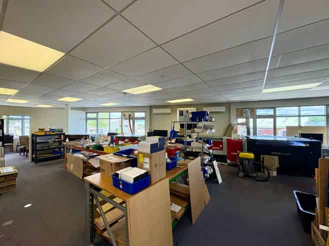 Huge Exposure on Maleme Street