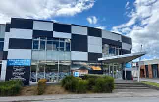 Huge Exposure on Maleme Street