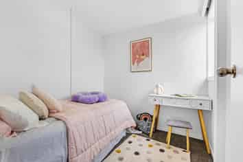 73 Holmes Road, Manurewa