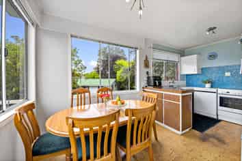 17 Waterlea Avenue, Mangere Bridge