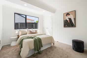 577A Hillsborough Road, Hillsborough