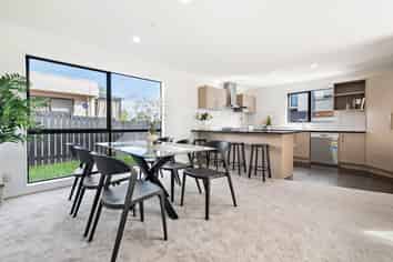 577A Hillsborough Road, Hillsborough