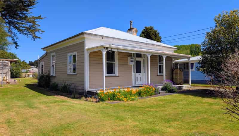 25 Takapuna Road, Kakahi, Owhango