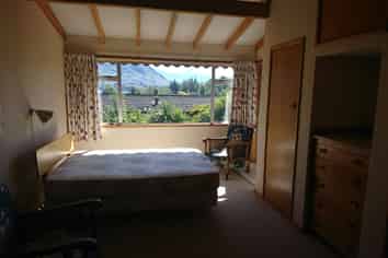 4 MacKay Street, Wanaka