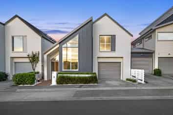 18 Liquidambar Drive, Hobsonville