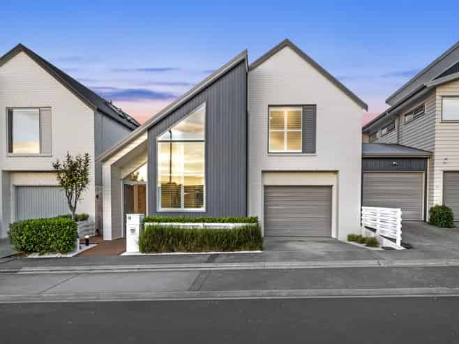 18 Liquidambar Drive, Hobsonville