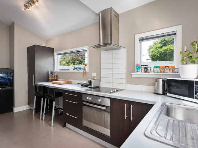 24 Buffon Street, Waltham