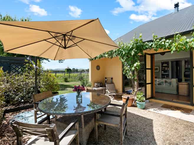 39 Huangarua Road, Martinborough