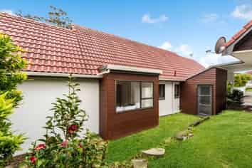 40 Tudor Road, Henderson