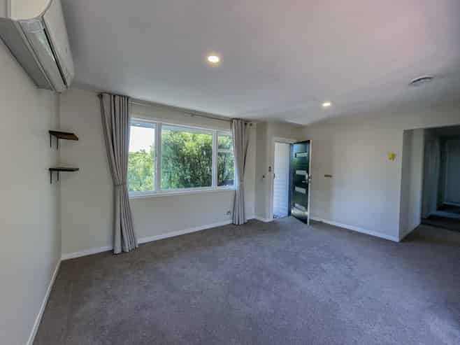 39 Fairclough Road, Beach Haven