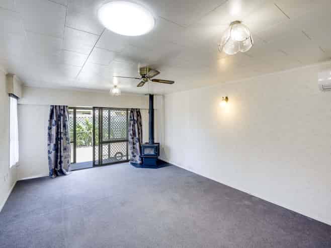 3/403 Avenue Road West, Hastings