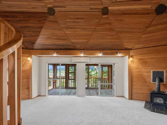 272 Sturges Road, Henderson