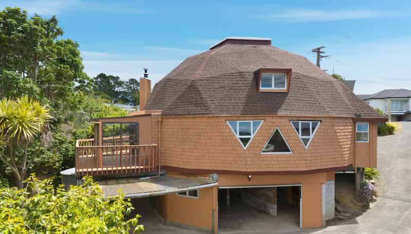 272 Sturges Road, Henderson