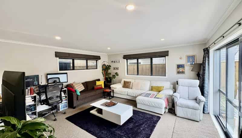 201a McLintock Street North, Johnsonville