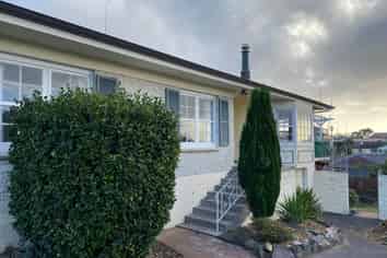 12 Fitzwater Place, Henderson