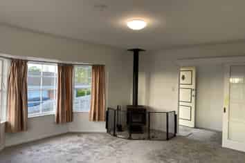 12 Fitzwater Place, Henderson