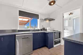 98 Centennial Avenue, WAITARA