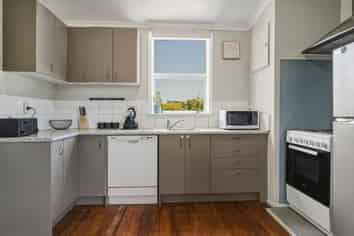 10 Glenross Street, GLENROSS