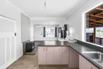 102 Kana Street, Mataura