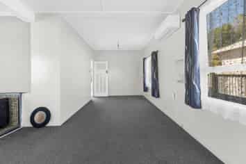 102 Kana Street, Mataura