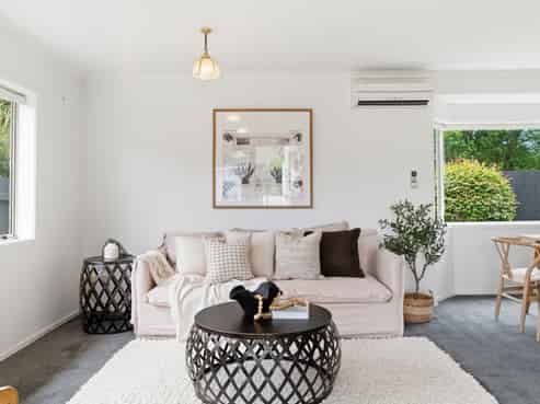 15 Tawai Dell, Pyes Pa